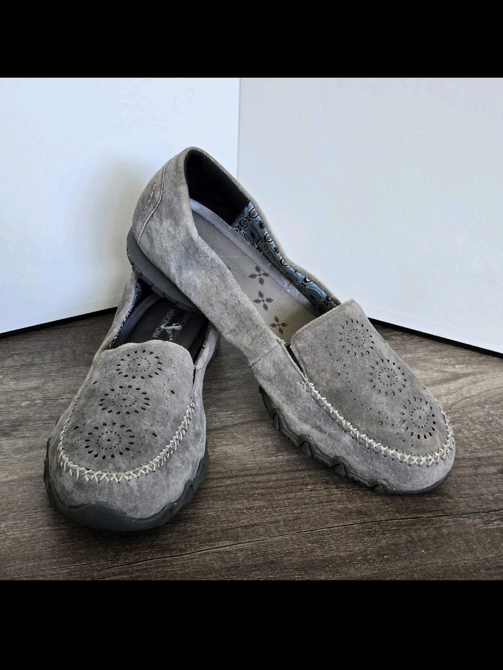 Skechers Shoes Womens 11 Bikers Pedestrian Slip On Loafer Flats 49109 Gray Suede